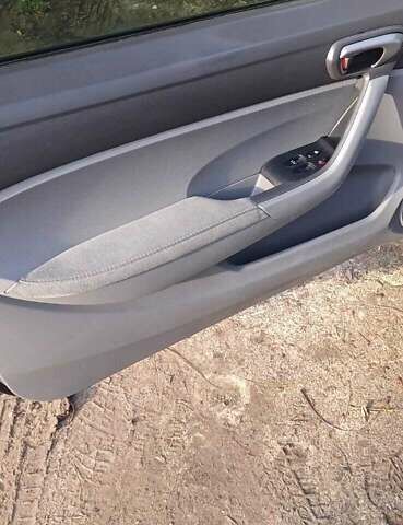 Черный Хонда Цивик, объемом двигателя 1.8 л и пробегом 204 тыс. км за 6200 $, фото 4 на Automoto.ua