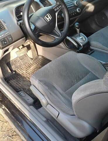 Черный Хонда Цивик, объемом двигателя 1.8 л и пробегом 204 тыс. км за 6200 $, фото 2 на Automoto.ua