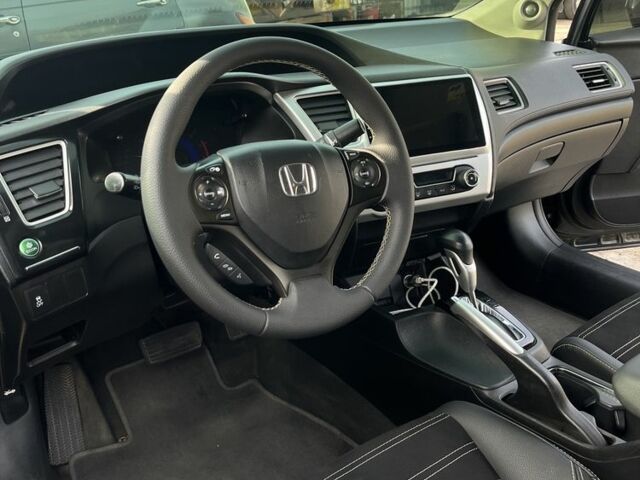 Черный Хонда Цивик, объемом двигателя 1.8 л и пробегом 161 тыс. км за 12000 $, фото 5 на Automoto.ua