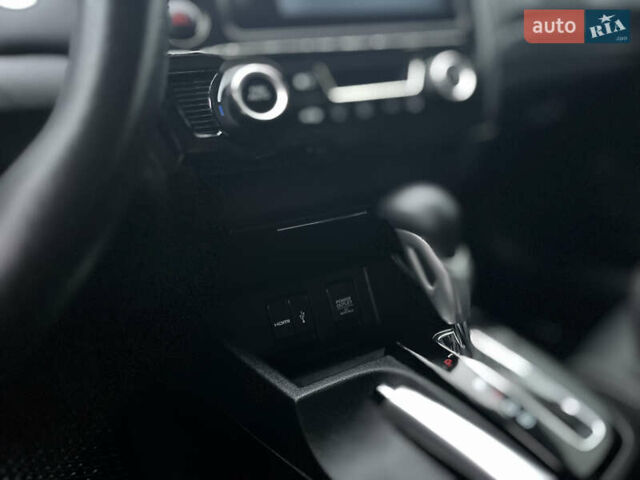 Черный Хонда Цивик, объемом двигателя 1.8 л и пробегом 147 тыс. км за 8888 $, фото 24 на Automoto.ua
