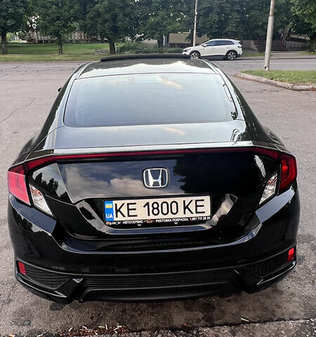 Черный Хонда Цивик, объемом двигателя 2 л и пробегом 105 тыс. км за 12300 $, фото 8 на Automoto.ua