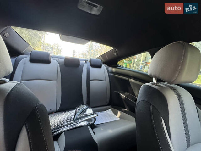 Черный Хонда Цивик, объемом двигателя 2 л и пробегом 72 тыс. км за 13500 $, фото 12 на Automoto.ua