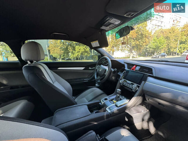 Черный Хонда Цивик, объемом двигателя 2 л и пробегом 72 тыс. км за 13500 $, фото 13 на Automoto.ua