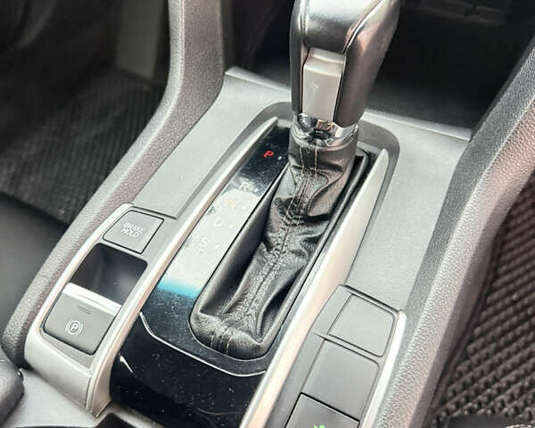 Чорний Хонда Сівік, об'ємом двигуна 2 л та пробігом 71 тис. км за 13900 $, фото 9 на Automoto.ua