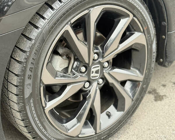 Чорний Хонда Сівік, об'ємом двигуна 2 л та пробігом 71 тис. км за 13900 $, фото 32 на Automoto.ua