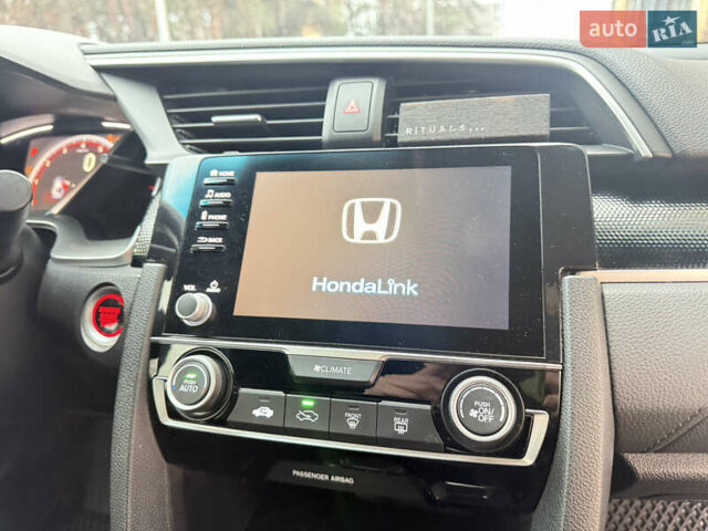 Чорний Хонда Сівік, об'ємом двигуна 2 л та пробігом 71 тис. км за 13900 $, фото 6 на Automoto.ua