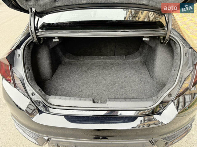 Чорний Хонда Сівік, об'ємом двигуна 2 л та пробігом 71 тис. км за 13900 $, фото 23 на Automoto.ua