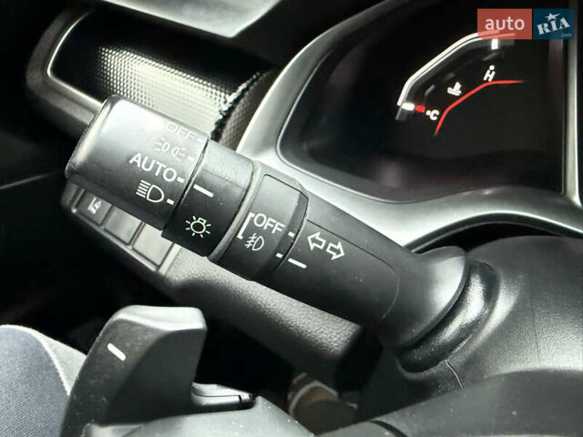 Чорний Хонда Сівік, об'ємом двигуна 2 л та пробігом 71 тис. км за 13900 $, фото 13 на Automoto.ua