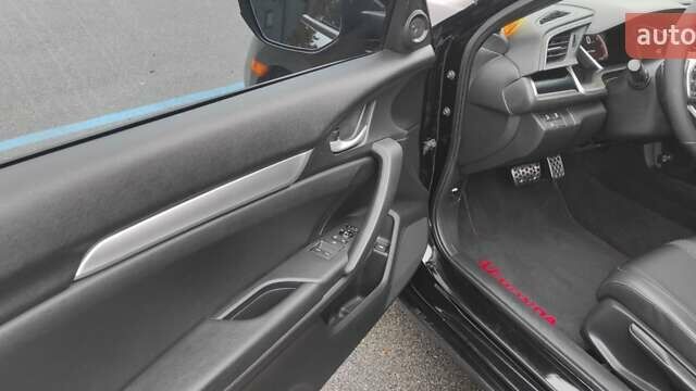 Чорний Хонда Сівік, об'ємом двигуна 2 л та пробігом 180 тис. км за 14400 $, фото 49 на Automoto.ua