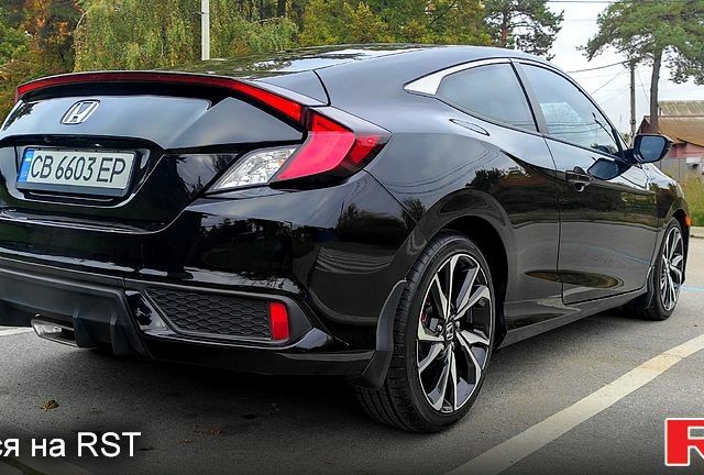 Черный Хонда Цивик, объемом двигателя 2 л и пробегом 180 тыс. км за 15700 $, фото 3 на Automoto.ua