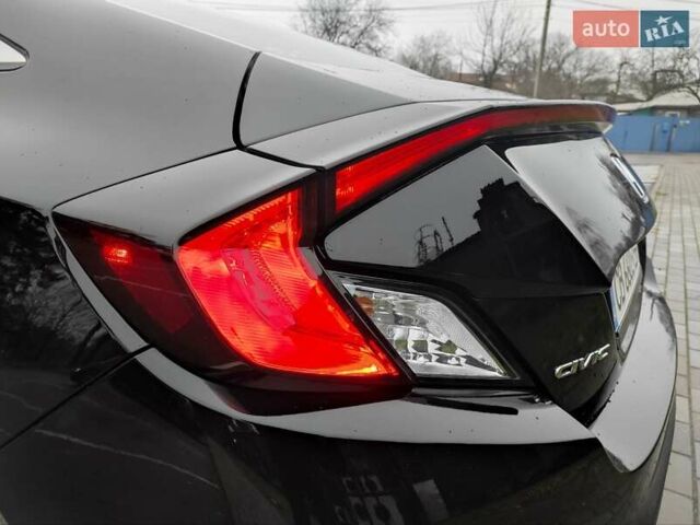 Черный Хонда Цивик, объемом двигателя 2 л и пробегом 181 тыс. км за 13900 $, фото 14 на Automoto.ua