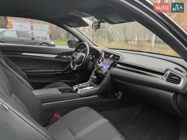 Черный Хонда Цивик, объемом двигателя 2 л и пробегом 181 тыс. км за 13900 $, фото 24 на Automoto.ua