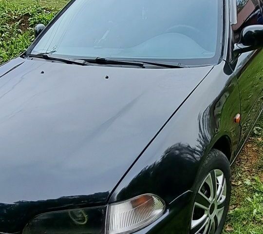 Черный Хонда Цивик, объемом двигателя 1.6 л и пробегом 300 тыс. км за 1700 $, фото 4 на Automoto.ua