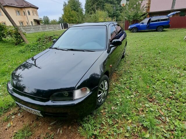 Черный Хонда Цивик, объемом двигателя 1.6 л и пробегом 300 тыс. км за 1700 $, фото 7 на Automoto.ua