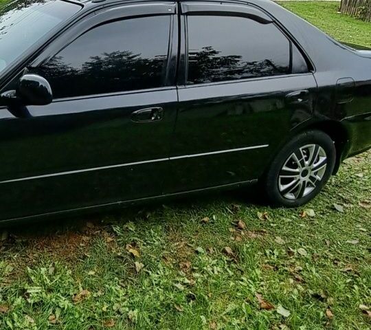 Черный Хонда Цивик, объемом двигателя 1.6 л и пробегом 300 тыс. км за 1700 $, фото 3 на Automoto.ua