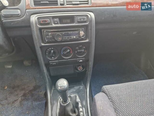 Черный Хонда Цивик, объемом двигателя 1.5 л и пробегом 500 тыс. км за 1950 $, фото 2 на Automoto.ua