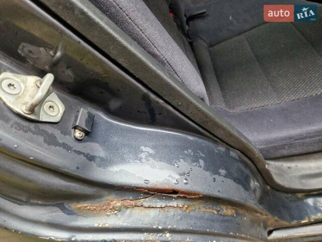 Черный Хонда Цивик, объемом двигателя 1.5 л и пробегом 500 тыс. км за 1950 $, фото 10 на Automoto.ua