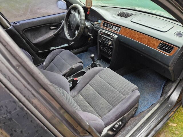 Черный Хонда Цивик, объемом двигателя 1.5 л и пробегом 500 тыс. км за 1950 $, фото 6 на Automoto.ua