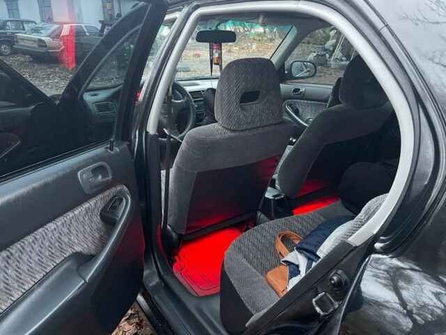 Черный Хонда Цивик, объемом двигателя 1.4 л и пробегом 355 тыс. км за 2800 $, фото 7 на Automoto.ua