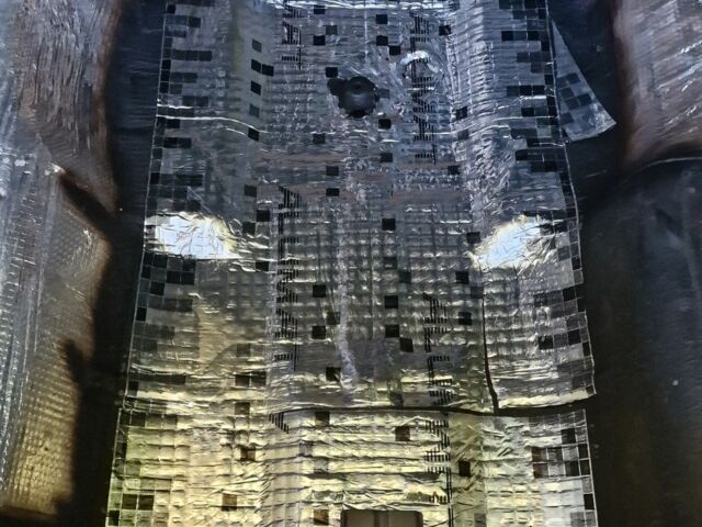 Черный Хонда Цивик, объемом двигателя 1.7 л и пробегом 250 тыс. км за 3650 $, фото 4 на Automoto.ua