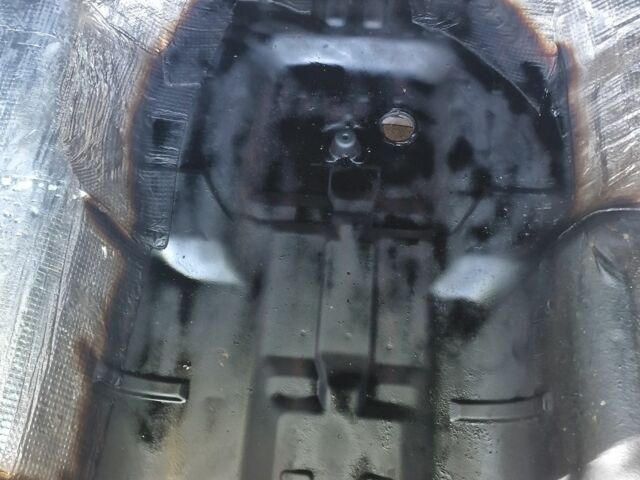 Черный Хонда Цивик, объемом двигателя 1.7 л и пробегом 250 тыс. км за 3700 $, фото 5 на Automoto.ua