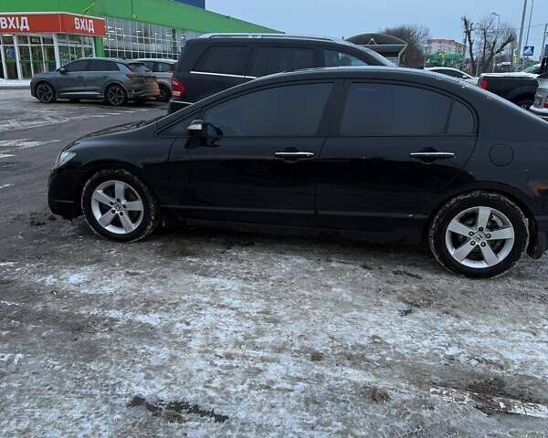 Черный Хонда Цивик, объемом двигателя 1.8 л и пробегом 282 тыс. км за 6200 $, фото 6 на Automoto.ua