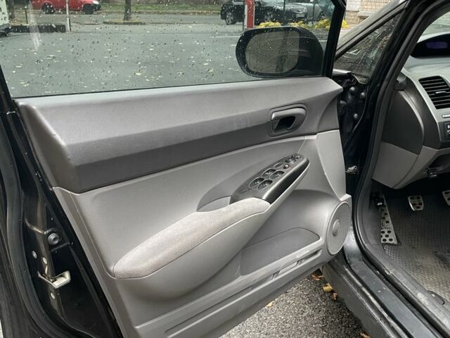 Чорний Хонда Сівік, об'ємом двигуна 1.8 л та пробігом 250 тис. км за 3700 $, фото 5 на Automoto.ua