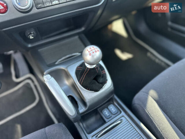 Черный Хонда Цивик, объемом двигателя 1.8 л и пробегом 324 тыс. км за 5800 $, фото 37 на Automoto.ua