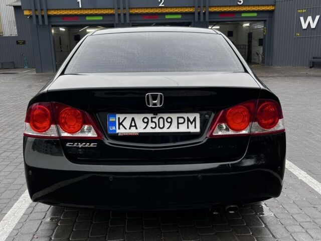Черный Хонда Цивик, объемом двигателя 1.8 л и пробегом 2 тыс. км за 6000 $, фото 1 на Automoto.ua