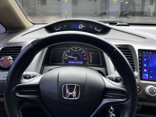 Черный Хонда Цивик, объемом двигателя 1.8 л и пробегом 2 тыс. км за 6000 $, фото 9 на Automoto.ua