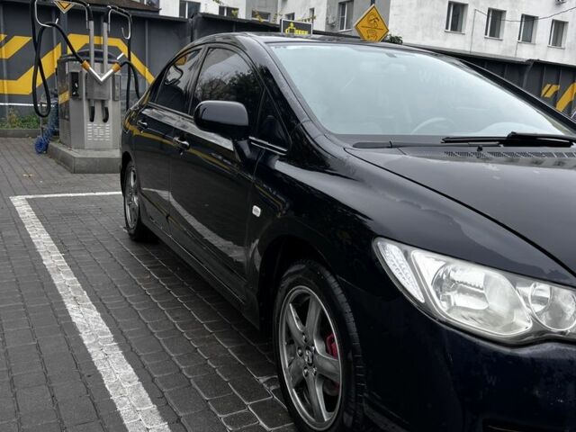 Черный Хонда Цивик, объемом двигателя 1.8 л и пробегом 2 тыс. км за 6000 $, фото 5 на Automoto.ua