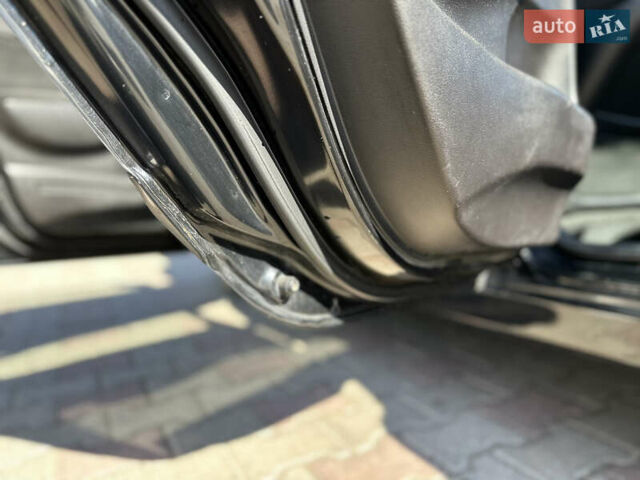 Черный Хонда Цивик, объемом двигателя 1.8 л и пробегом 324 тыс. км за 5800 $, фото 28 на Automoto.ua