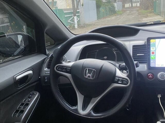 Черный Хонда Цивик, объемом двигателя 1.8 л и пробегом 2 тыс. км за 6500 $, фото 6 на Automoto.ua