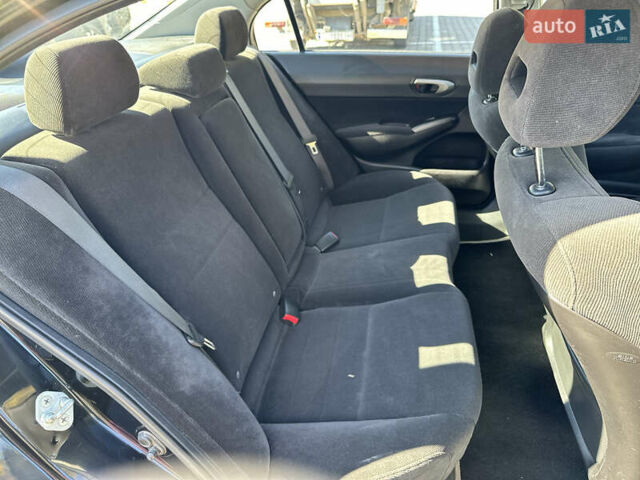 Черный Хонда Цивик, объемом двигателя 1.8 л и пробегом 324 тыс. км за 5800 $, фото 19 на Automoto.ua