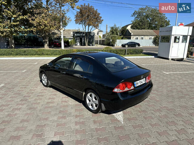 Черный Хонда Цивик, объемом двигателя 1.8 л и пробегом 324 тыс. км за 5800 $, фото 13 на Automoto.ua