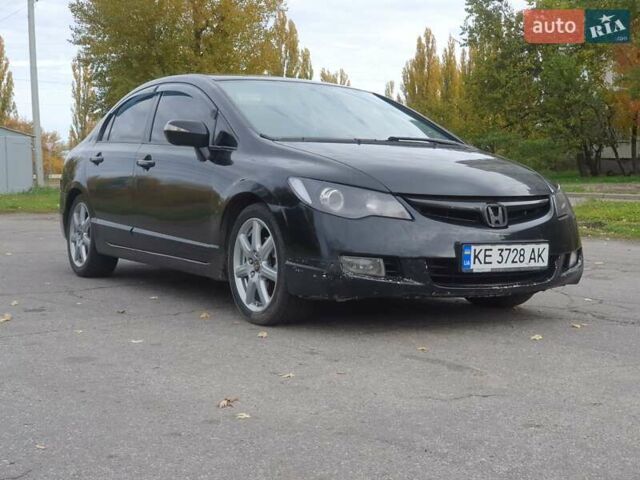 Чорний Хонда Сівік, об'ємом двигуна 1.8 л та пробігом 327 тис. км за 4100 $, фото 7 на Automoto.ua