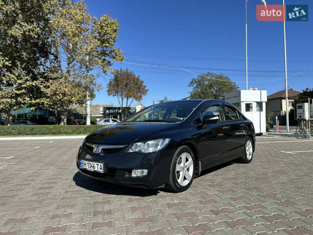 Черный Хонда Цивик, объемом двигателя 1.8 л и пробегом 324 тыс. км за 5800 $, фото 1 на Automoto.ua