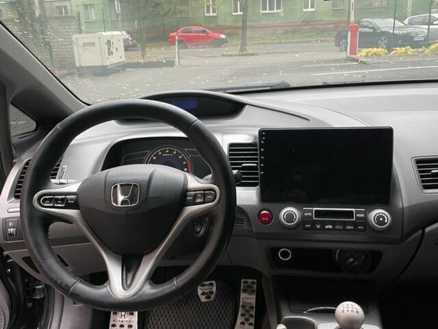 Чорний Хонда Сівік, об'ємом двигуна 1.8 л та пробігом 250 тис. км за 3700 $, фото 4 на Automoto.ua