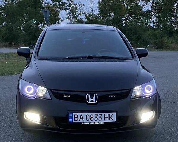 Черный Хонда Цивик, объемом двигателя 1.8 л и пробегом 234 тыс. км за 6200 $, фото 7 на Automoto.ua