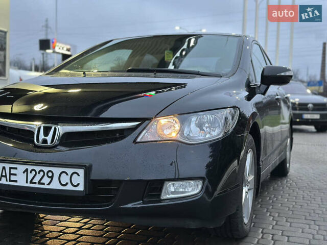 Черный Хонда Цивик, объемом двигателя 1.8 л и пробегом 244 тыс. км за 6700 $, фото 2 на Automoto.ua