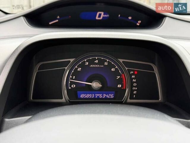 Чорний Хонда Сівік, об'ємом двигуна 1.8 л та пробігом 185 тис. км за 7200 $, фото 21 на Automoto.ua