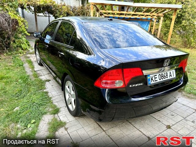 Чорний Хонда Сівік, об'ємом двигуна 1.8 л та пробігом 300 тис. км за 5200 $, фото 2 на Automoto.ua