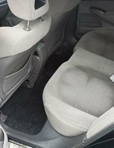 Чорний Хонда Сівік, об'ємом двигуна 1.8 л та пробігом 241 тис. км за 7200 $, фото 14 на Automoto.ua