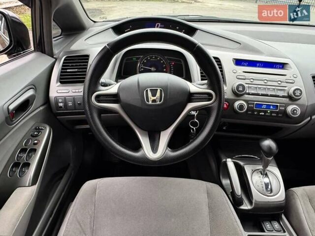 Чорний Хонда Сівік, об'ємом двигуна 1.8 л та пробігом 185 тис. км за 7200 $, фото 22 на Automoto.ua