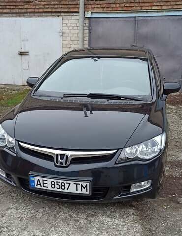 Чорний Хонда Сівік, об'ємом двигуна 1.8 л та пробігом 241 тис. км за 7200 $, фото 4 на Automoto.ua