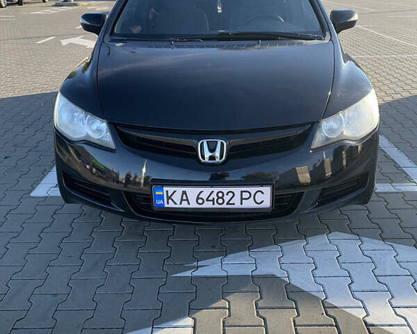 Черный Хонда Цивик, объемом двигателя 1.8 л и пробегом 398 тыс. км за 4999 $, фото 1 на Automoto.ua