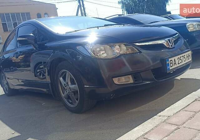 Черный Хонда Цивик, объемом двигателя 1.8 л и пробегом 365 тыс. км за 5200 $, фото 6 на Automoto.ua