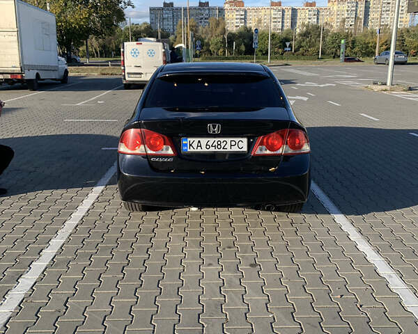 Черный Хонда Цивик, объемом двигателя 1.8 л и пробегом 398 тыс. км за 4999 $, фото 3 на Automoto.ua