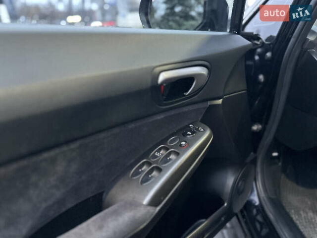 Черный Хонда Цивик, объемом двигателя 1.8 л и пробегом 244 тыс. км за 6700 $, фото 8 на Automoto.ua