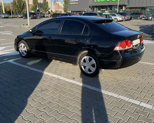 Черный Хонда Цивик, объемом двигателя 1.8 л и пробегом 398 тыс. км за 4999 $, фото 2 на Automoto.ua